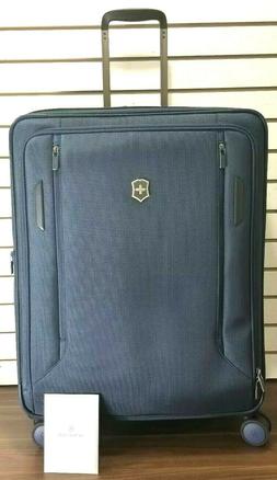 Expandable Spinner Suitcase $1000